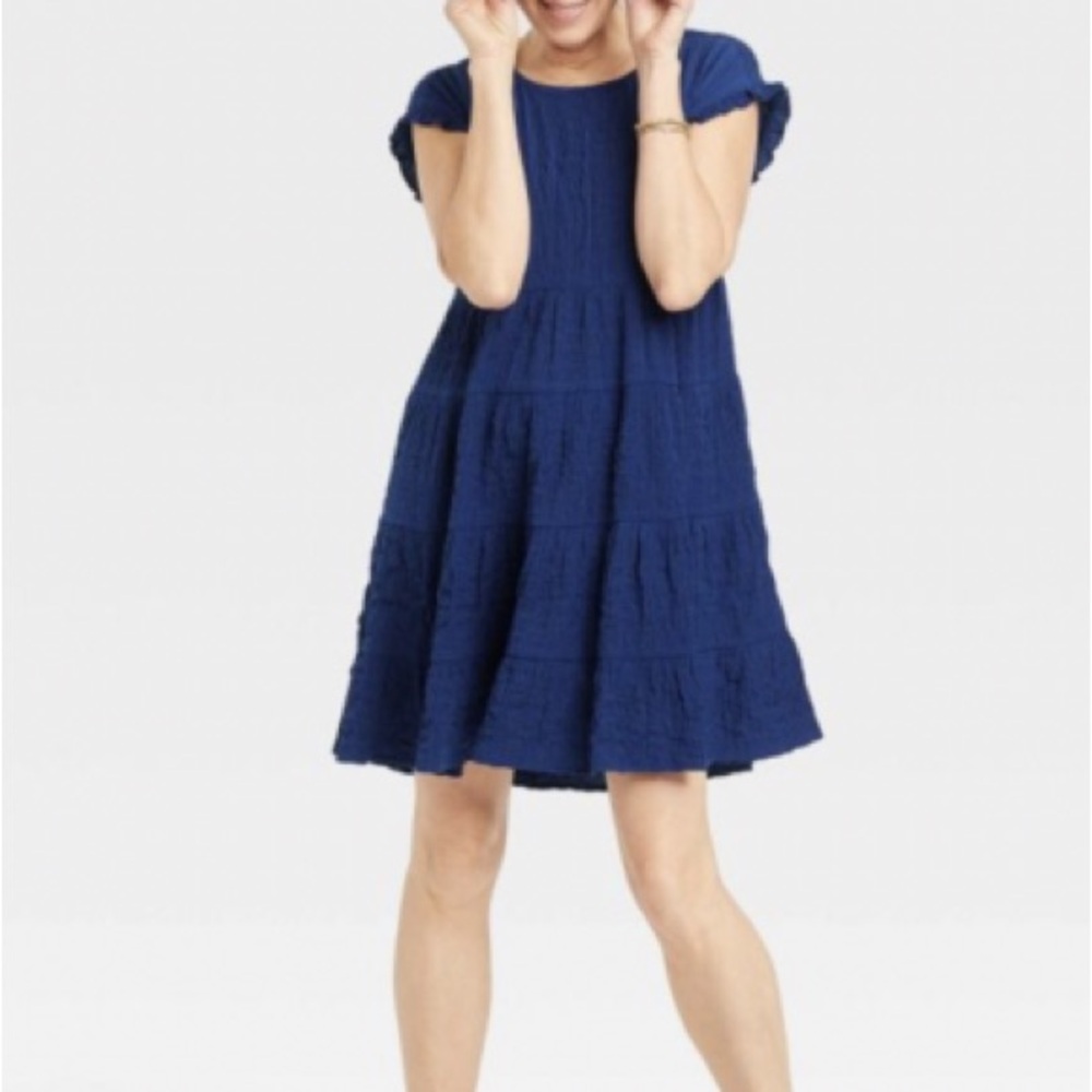 Women’s Ruffle Sleeve Dress